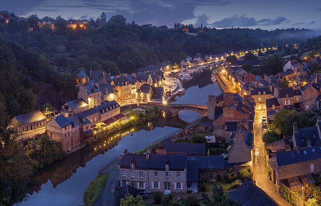 Dinan