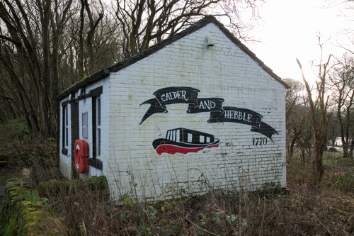 Calder & Hebble Navigation sign, Salterhebble Basin