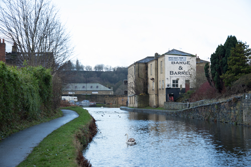 The Barge & Barrel