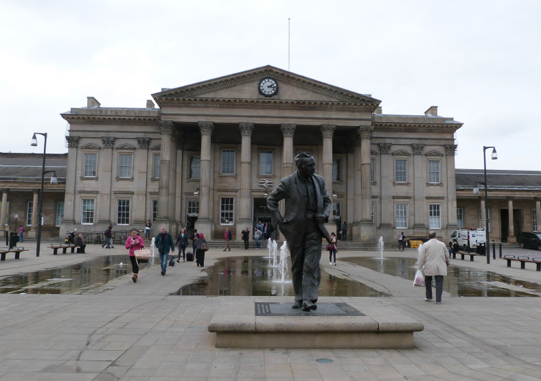 Huddersfield station, St George's Square, Huddersfield