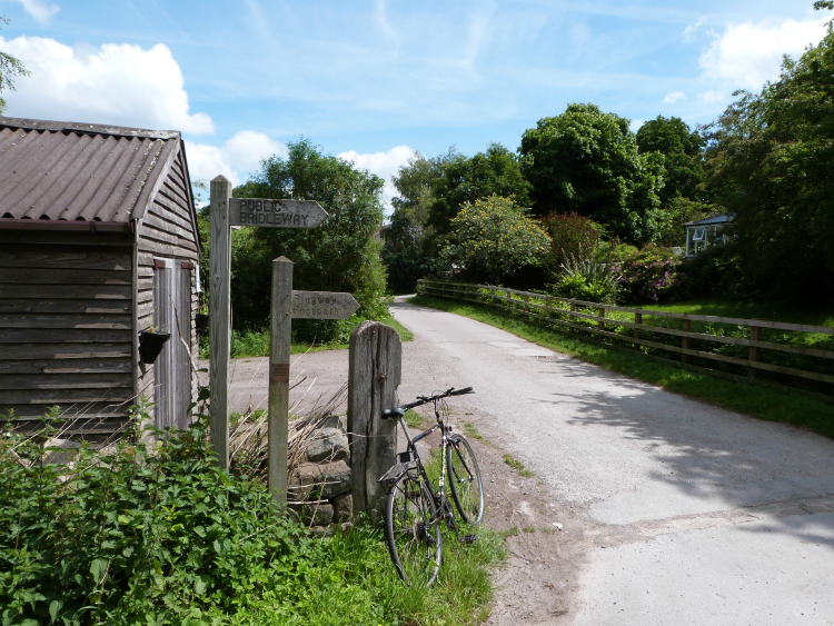 Yorkshire Showground Greenway junction with Hornbeam Park